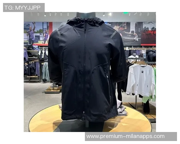 安德玛足球衣助力运动激情展现个性风采的完美选择 安德玛足球衣助力运动激情展现个性风采的完美选择